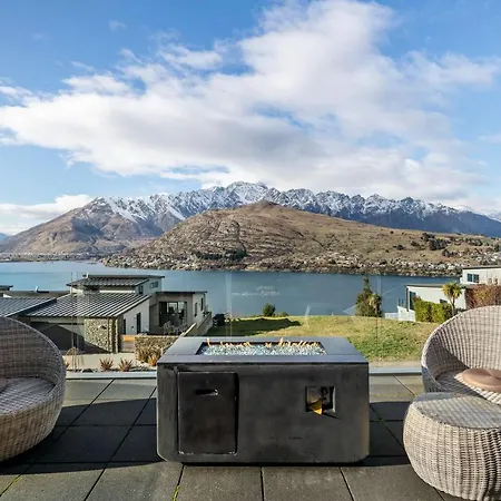 Highview Haven By Relaxaway Holiday Homes Queenstown Exterior photo